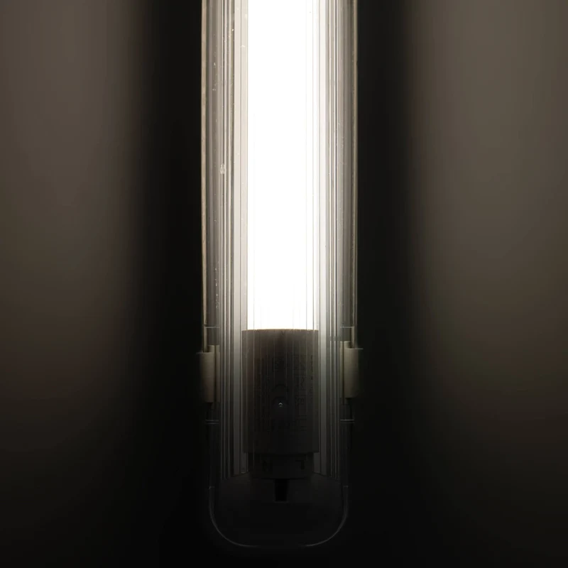 LED-Röhre 90 cm 12 Watt neutralweiß G13 mit Starter für KVG/VVG - LED's Light