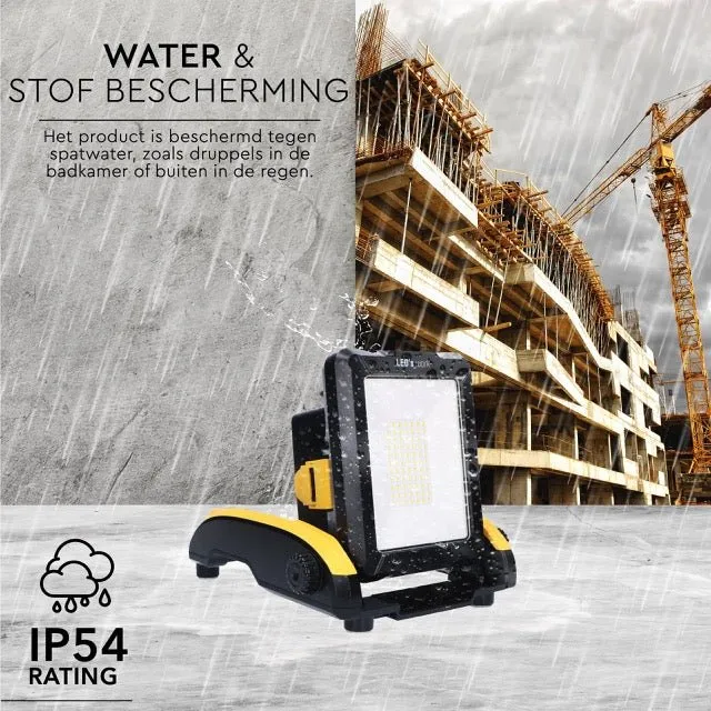 LED Akku Baustrahler 18V kompatibel mit Makita, Bosch, DeWalt, Milwaukee, Metabo – 2900lm Arbeitsleuchte IP54 & IK08 – Baustellenlampe inkl. 4 Marken-Adapter - LED's Work