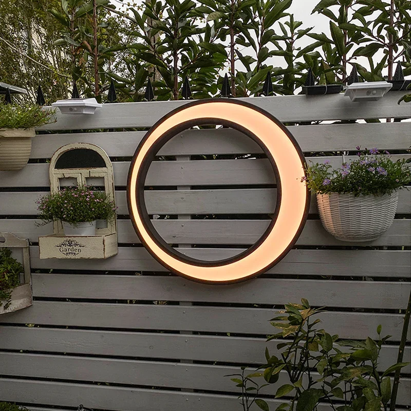 Wandleuchte Lichtkreis für Außen- und Innenbereich – Osmis