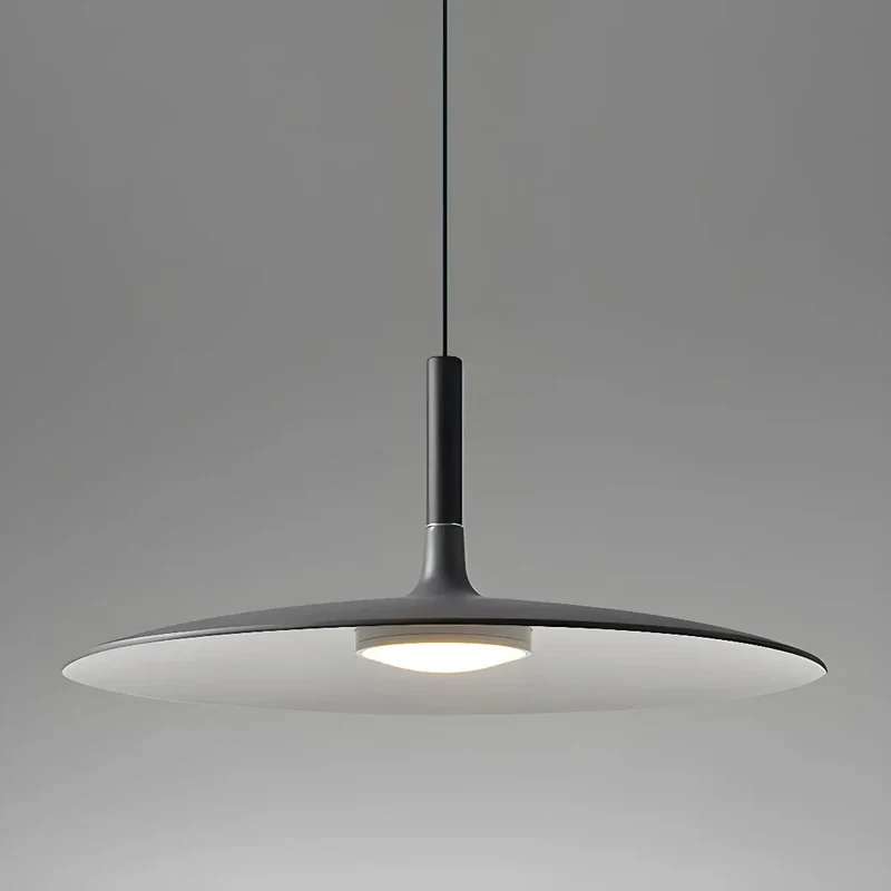 Moderne LED Pendelleuchte im UFO-Design für Esszimmer