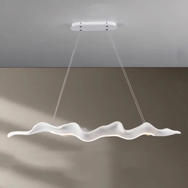 Moderne und elegante Hängeleuchte aus Schmiedeeisen – Calypso