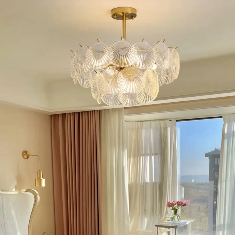 Moderner Kronleuchter aus Glas mit Muscheldesign für Wohnzimmer