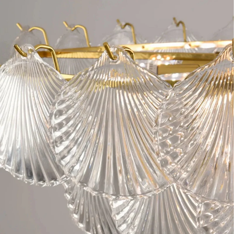 Moderner Kronleuchter aus Glas mit Muscheldesign für Wohnzimmer