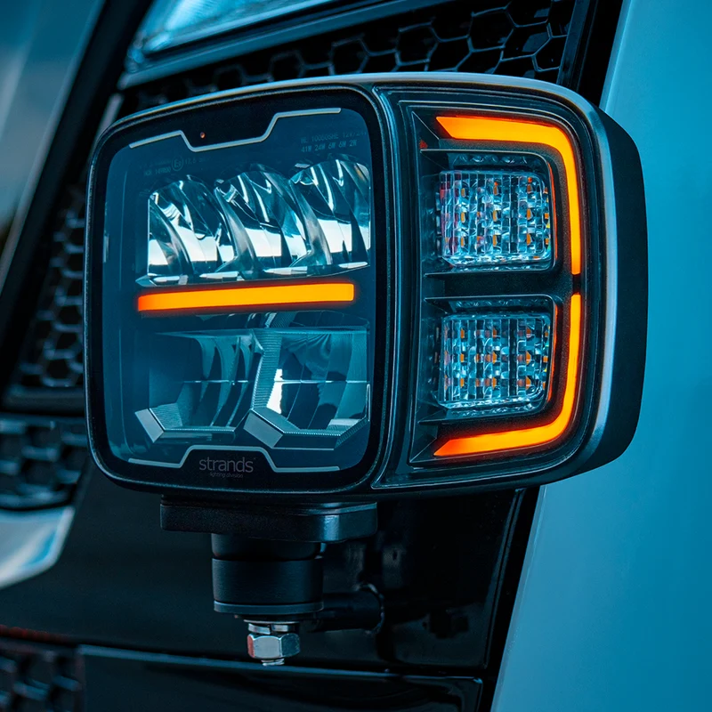 Strands HI-LO LED-Lampe mit Fernlicht, Abblendlicht und Blinker