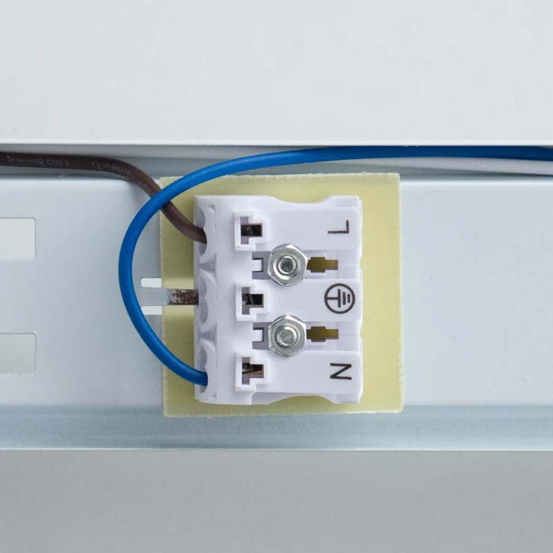 LED-Licht LED-TL-Beleuchtung komplett mit LED-TL-Röhre 120 cm - 3 Lichtfarben - 18 W (36 W)