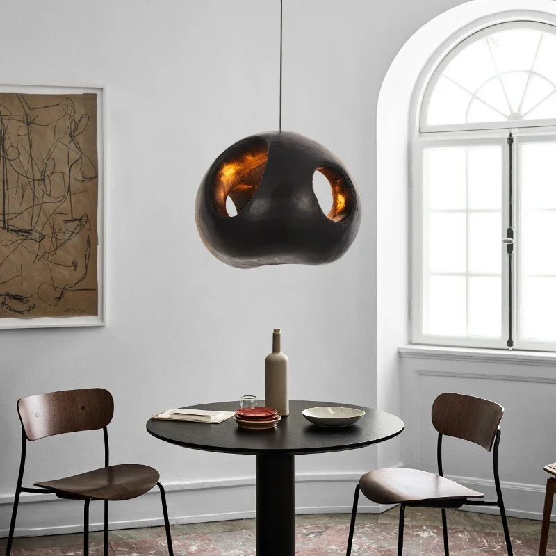 Design-Pendelleuchte mit Dimmer und eleganten Oberflächen – Lueur Obsidienne
