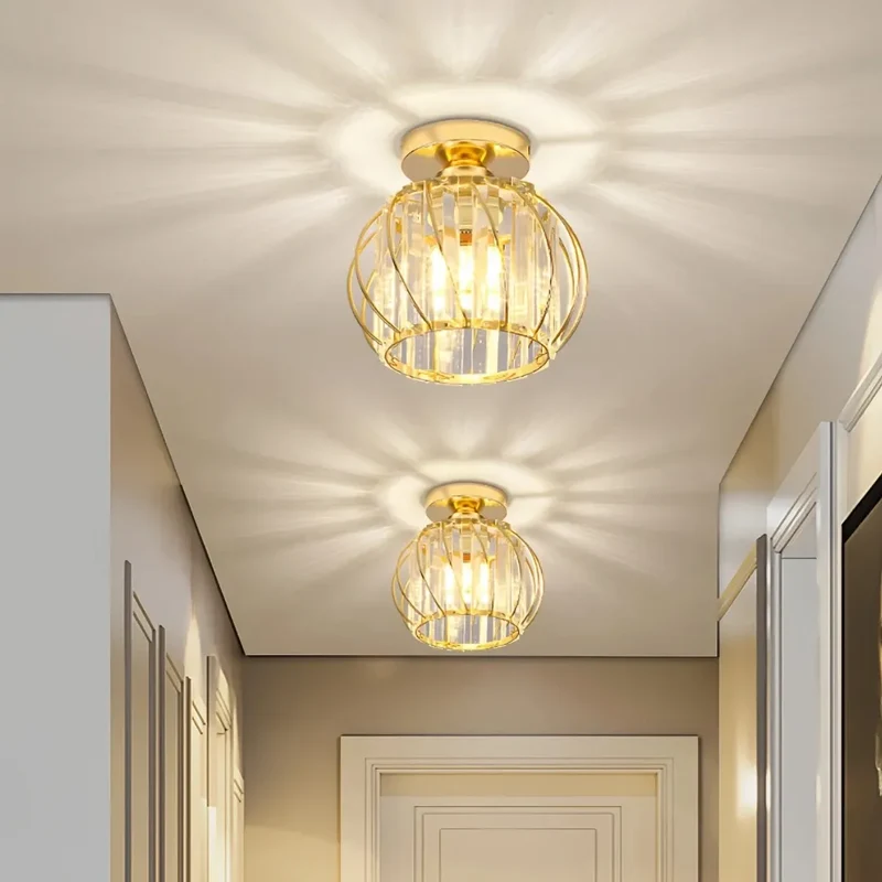 Moderne LED Deckenleuchte für den Flur im Kristall Design, Ø19 cm