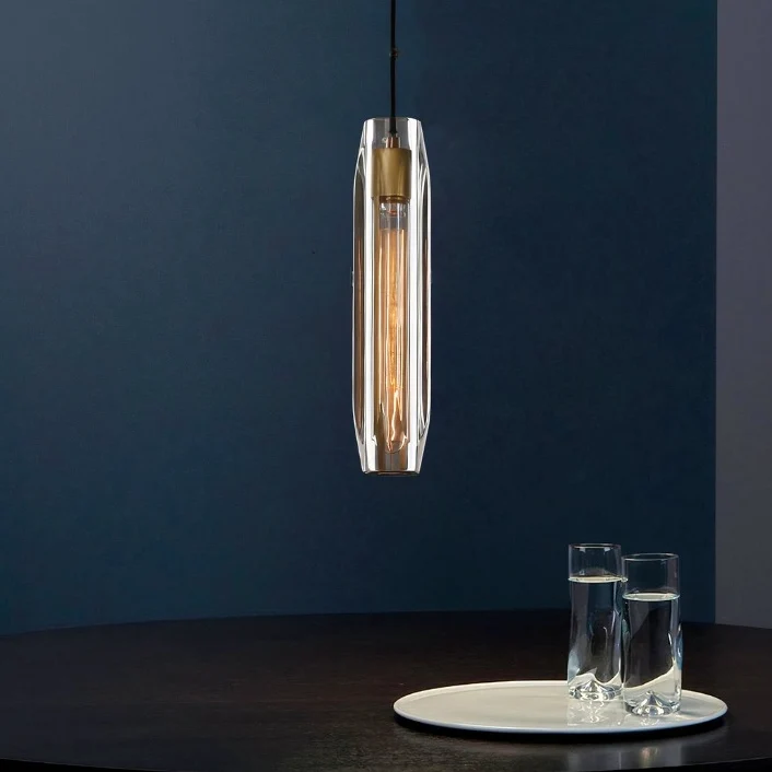 Pendelleuchte Glas 1 flammig im modernen Rohrdesign für Schlafzimmer