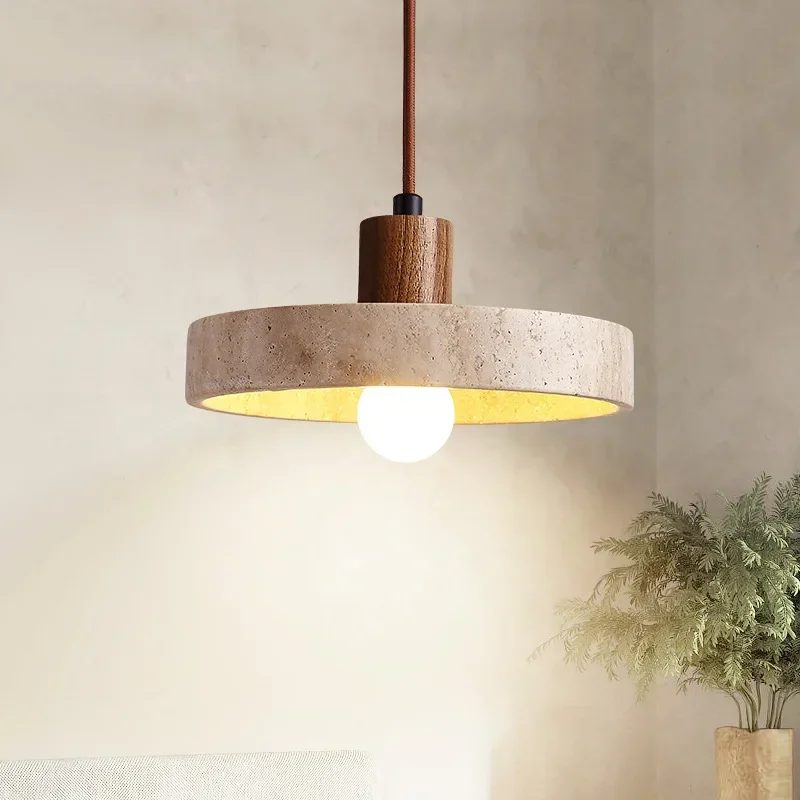 Kompakte Hängelampe mit verstellbarem Kabel für authentisches Ambiente – Tissée Terrestre