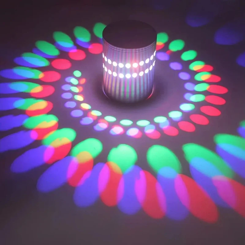 LED-Wandleuchte aus Aluminium mit Spiral-Lichteffekt für Flur