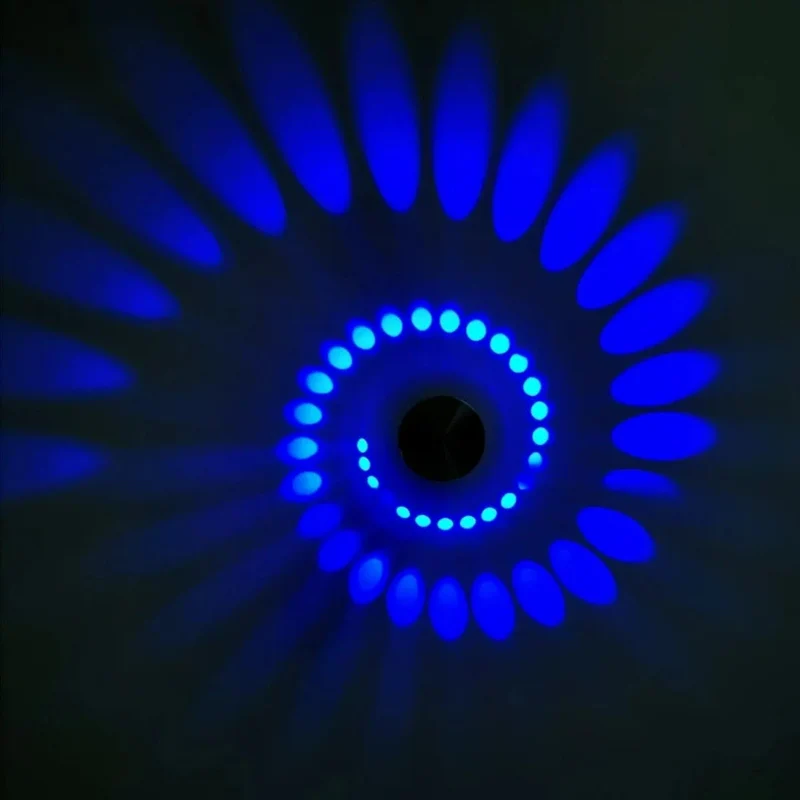 LED-Wandleuchte aus Aluminium mit Spiral-Lichteffekt für Flur