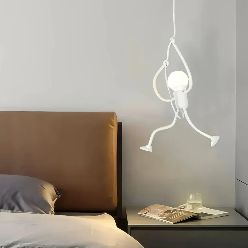 Moderne LED-Pendelleuchte im Iron-Man-Stil für das Esszimmer