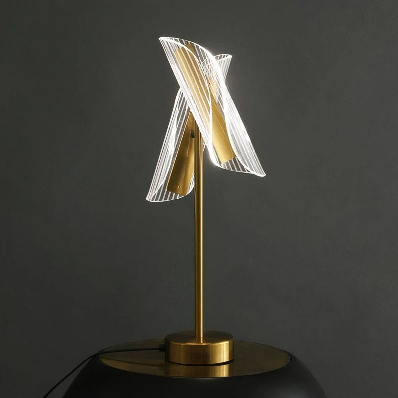 Elegante Tischlampe Edle Materialien – Éclora