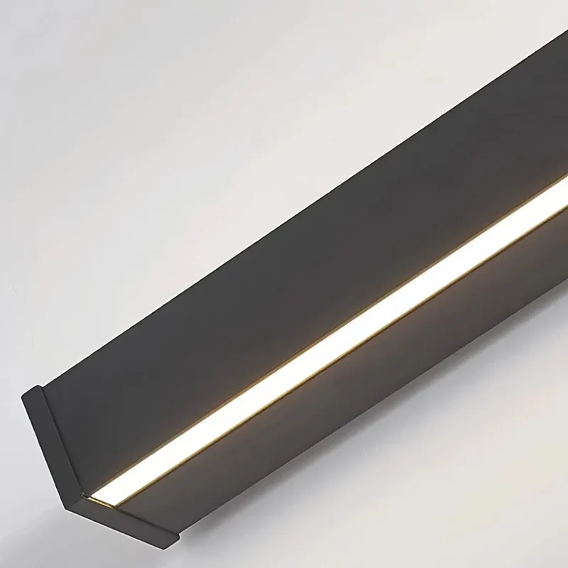 Moderne längliche LED-Wandleuchte fürs Wohnzimmer
