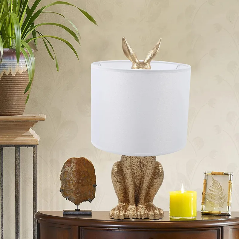 Elegantes Nachtlicht mit moderner Tiersilhouette – Auralis