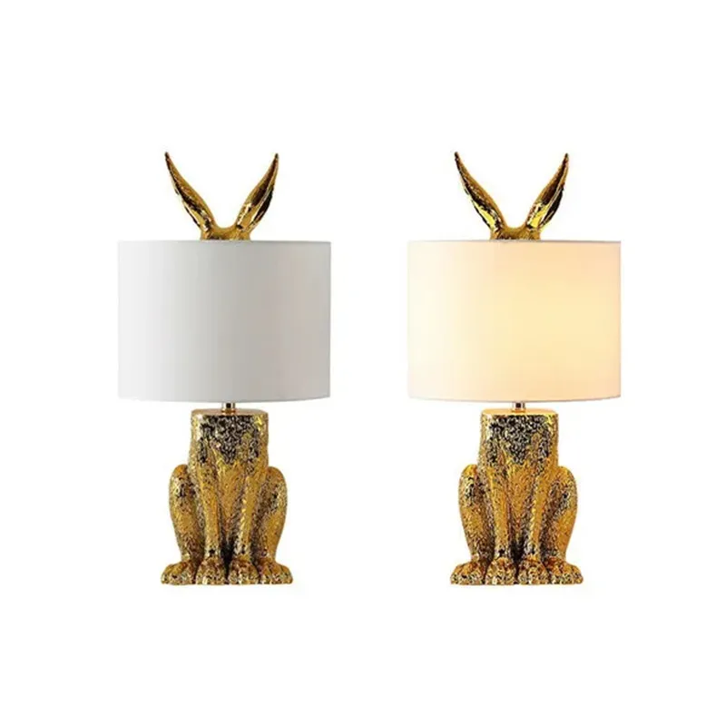 Elegantes Nachtlicht mit moderner Tiersilhouette – Auralis