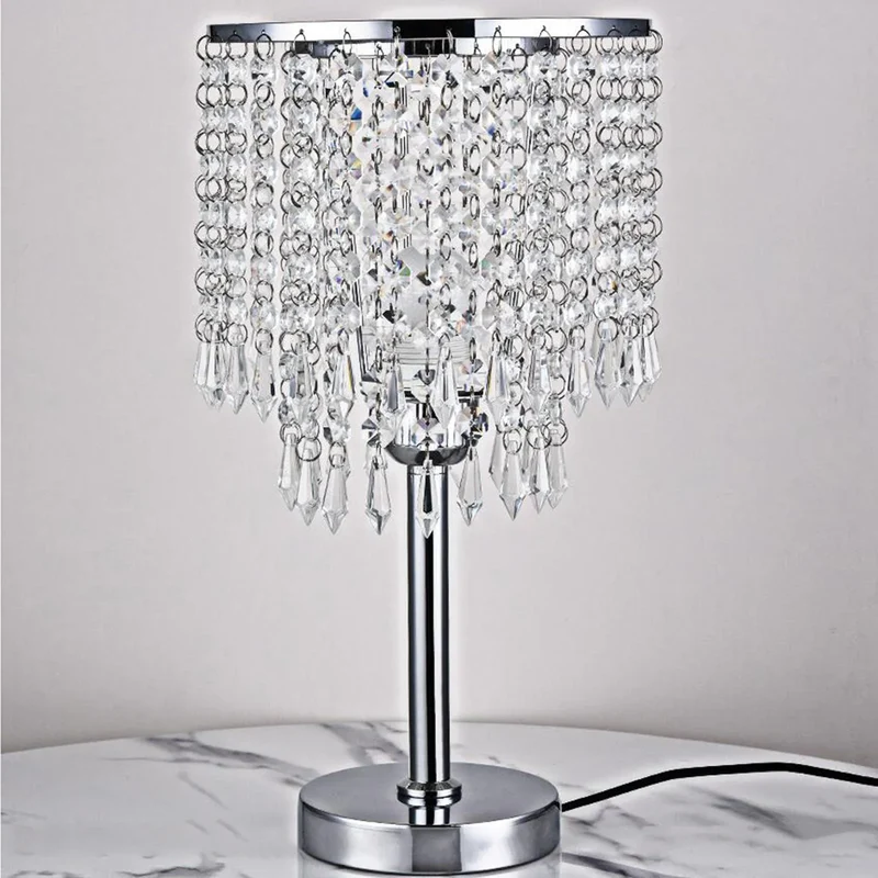 Elegante Kristalltischlampe – Liora