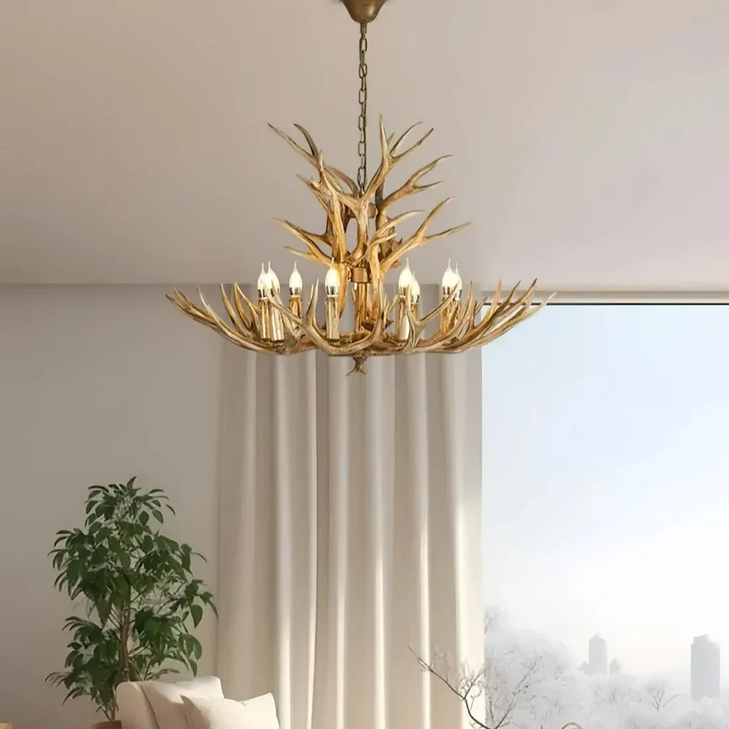 Kronleuchter mit Geweih im Landhausstil für Wohnzimmer
