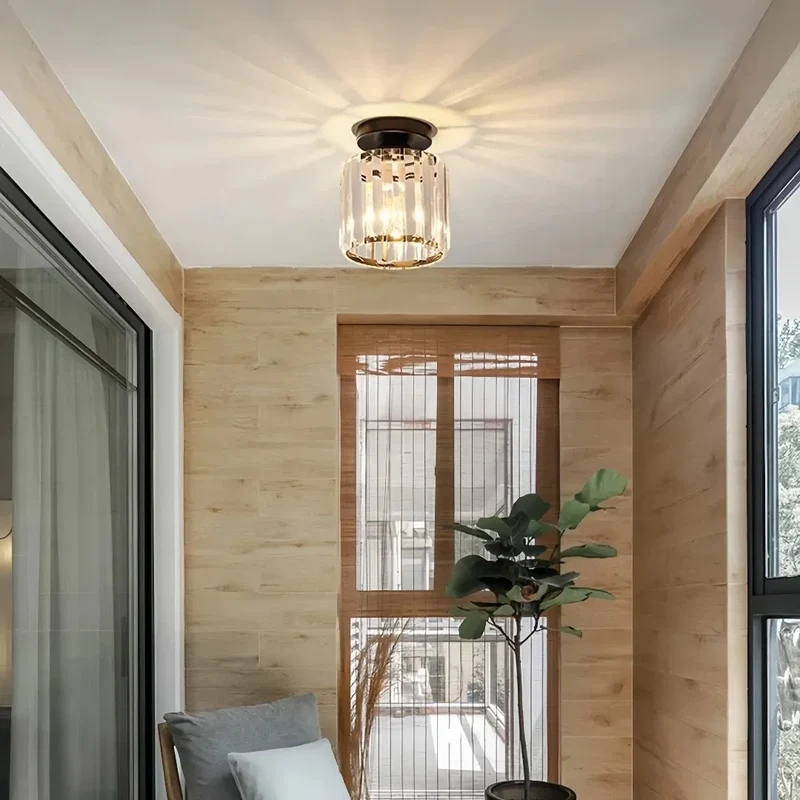 Moderne LED-Deckenleuchte mit Kristall für den Flur