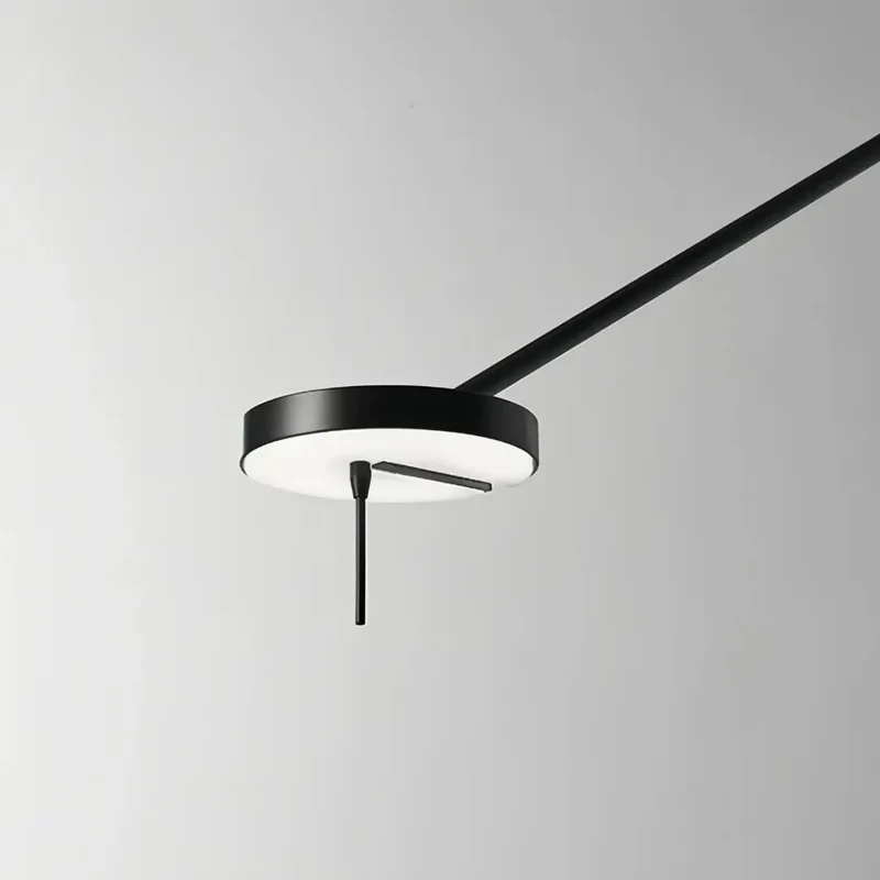 Moderne LED-Wandleuchte mit verstellbarem Kipparm für Schlafzimmer in Schwarz