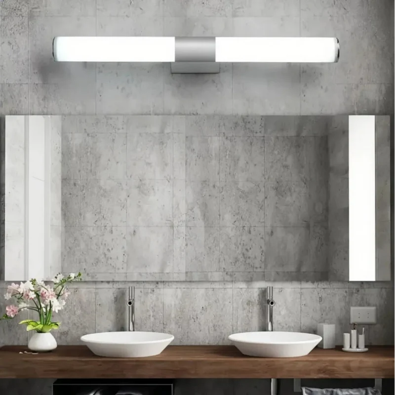 Moderne LED Spiegelleuchte in Chrom fürs Badezimmer, IP44