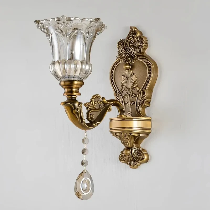 Vintage Wandleuchte aus Messing mit Glasblüten