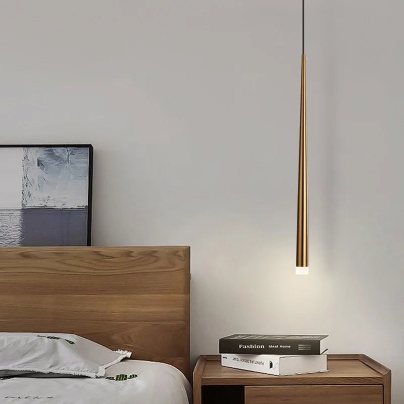 LED-Hängeleuchte Kompakt in gebürstetem Nickel für Innenräume – Flèche Dorée