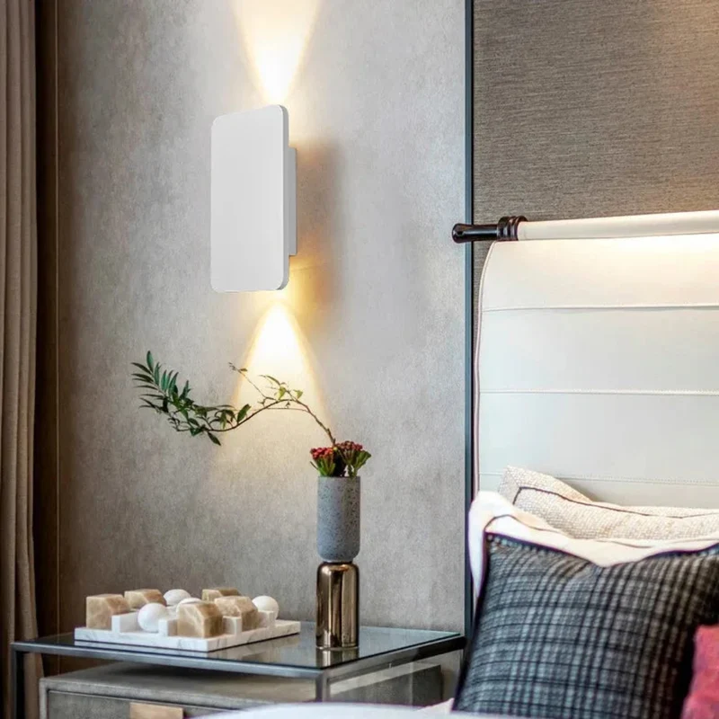 Moderne LED Up-&-Down-Wandleuchte rechteckig für Wohnzimmer & Flur