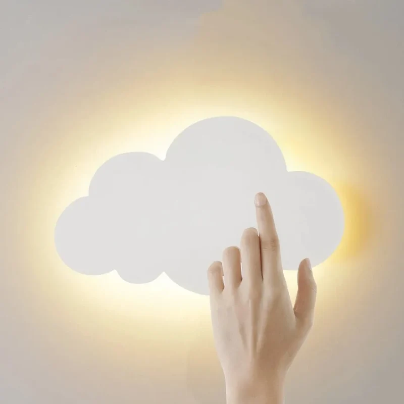 Minimalistische Wolkenform Wandleuchte fürs Kinderzimmer