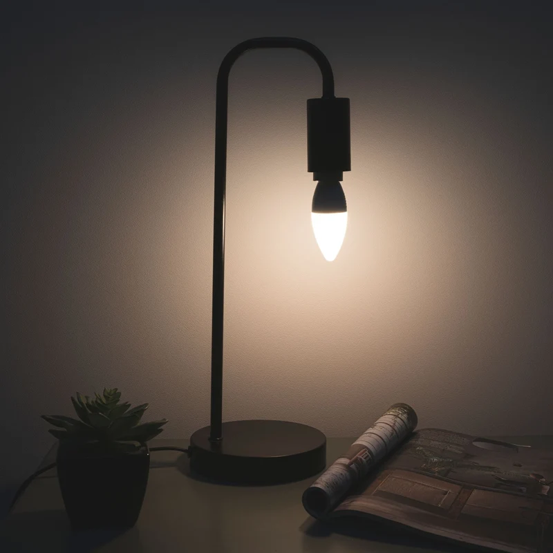 Dimmbare LED-Lampe Proventa E14 – Lichtfarbe dimmbar auf extra warmweißes Licht – 1 x Kerzenlampe