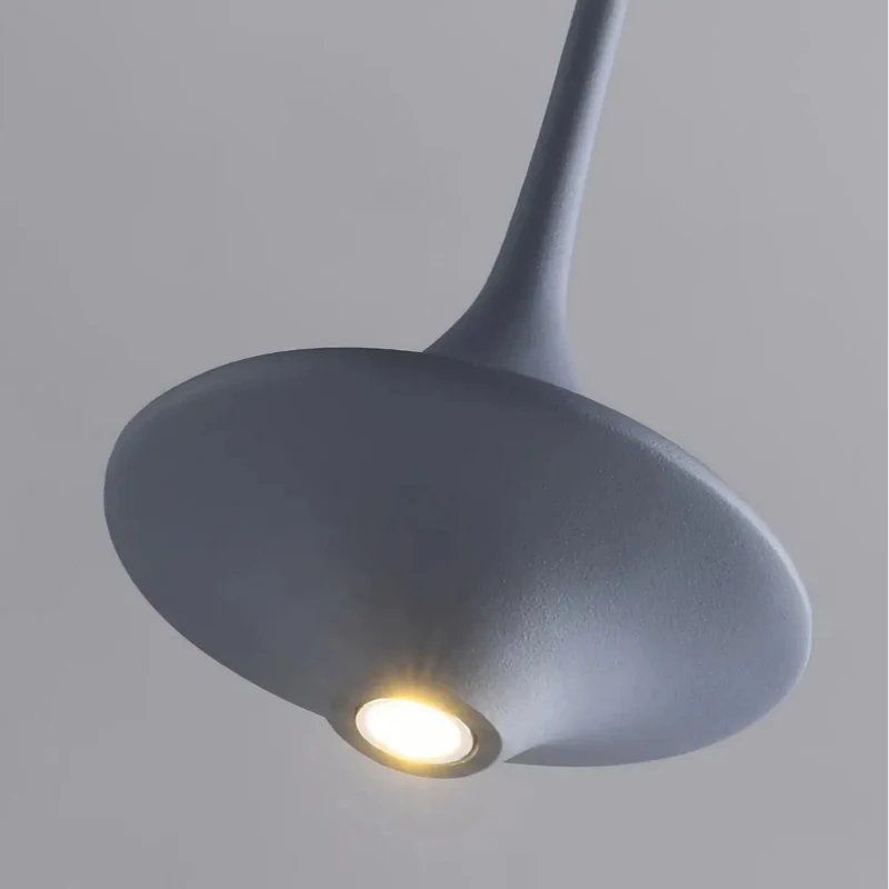 Minimalistische Pendelleuchte im skandinavischen Design fürs Schlafzimmer