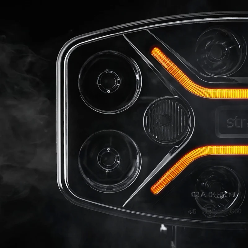 Strands Dark Knight Insane Driving Lamp mit Warnblinklichtern