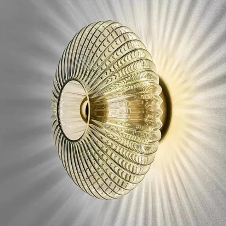 Elegante Wandleuchte aus Glasstein – Éclira