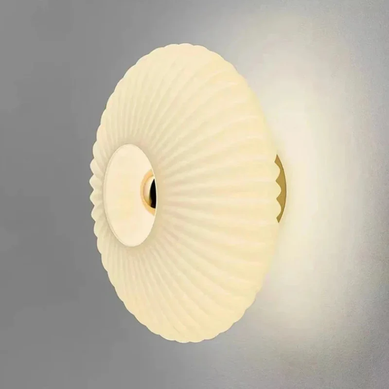 Elegante Wandleuchte aus Glasstein – Éclira