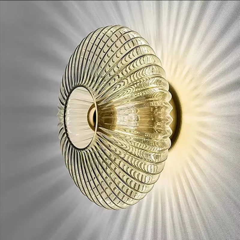 Elegante Wandleuchte aus Glasstein – Éclira
