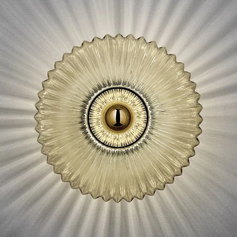 Elegante Wandleuchte aus Glasstein – Éclira