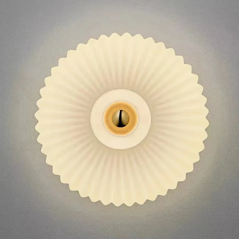 Elegante Wandleuchte aus Glasstein – Éclira