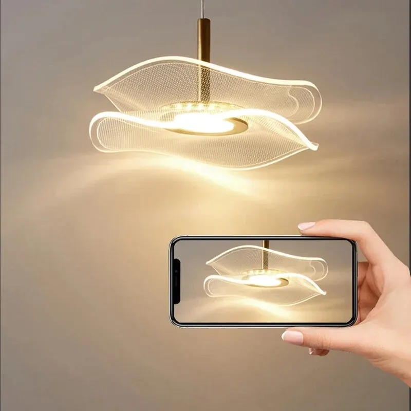 Moderne skandinavische Pendelleuchte im schicken Stil – Velaire