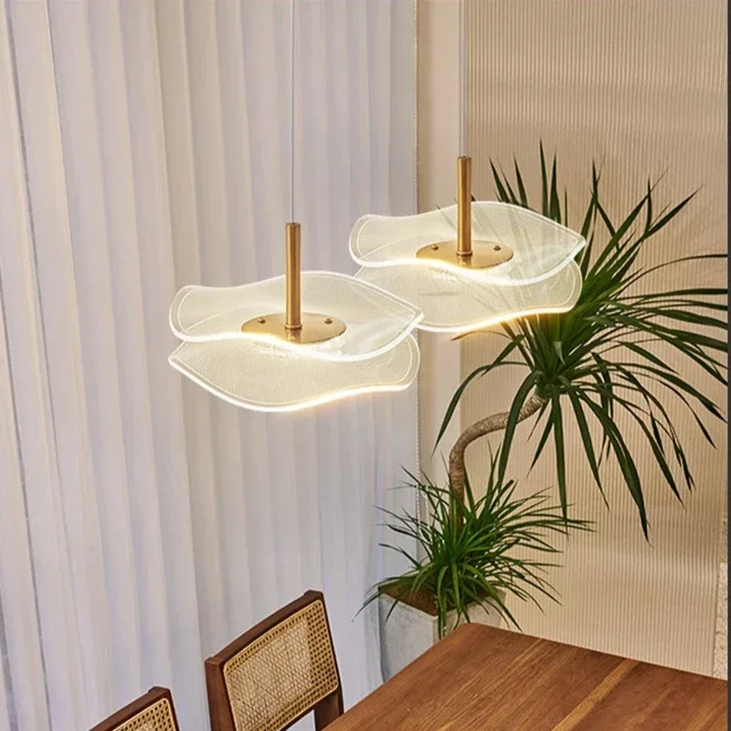 Moderne skandinavische Pendelleuchte im schicken Stil – Velaire