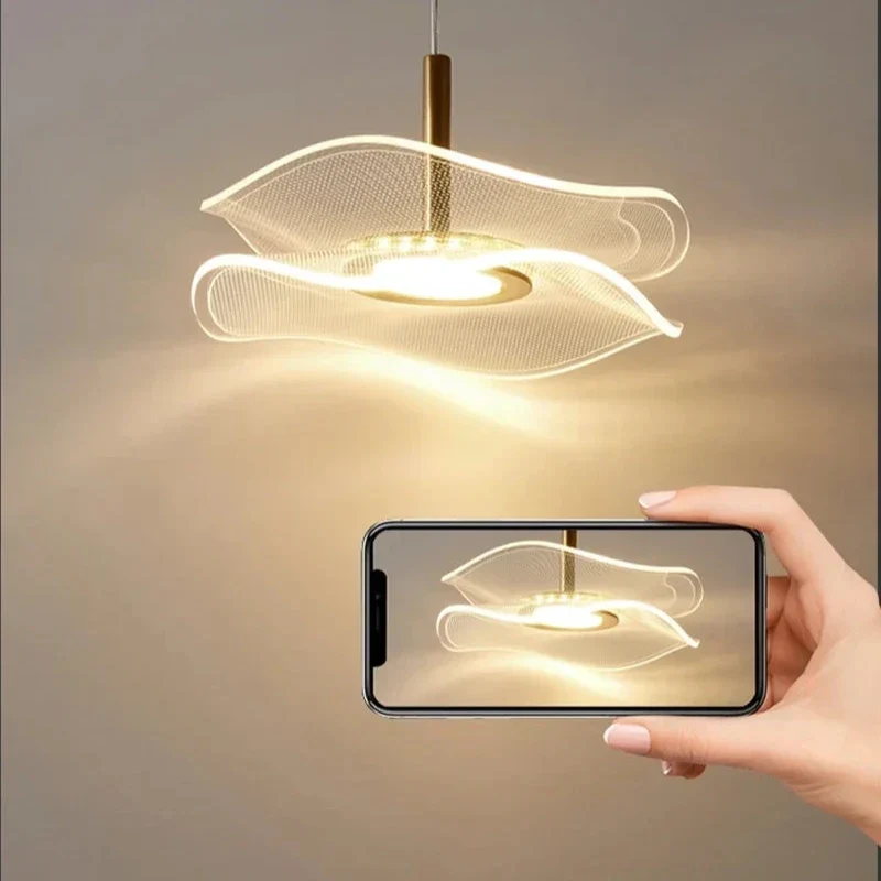 Moderne skandinavische Pendelleuchte im schicken Stil – Velaire
