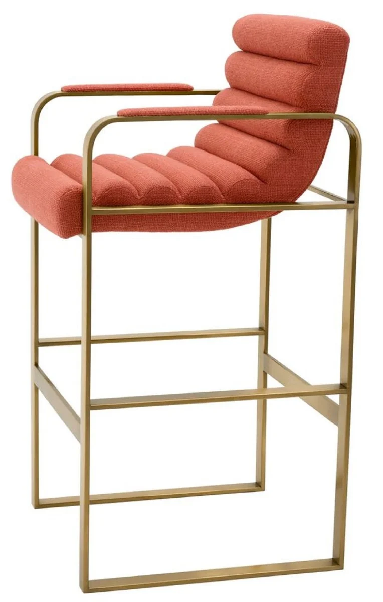 Casa Padrino Luxus Barstuhl mit Armlehnen Orange / Messing 53,5 x 57,5 x H. 107 cm - Gepolsterter Edelstahl Barhocker - Bar Möbel - Luxus Möbel - Luxus Qualität