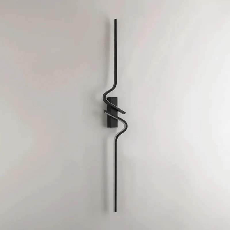 Spiralförmige Wandleuchte aus schwarzem Aluminium – Sinuo