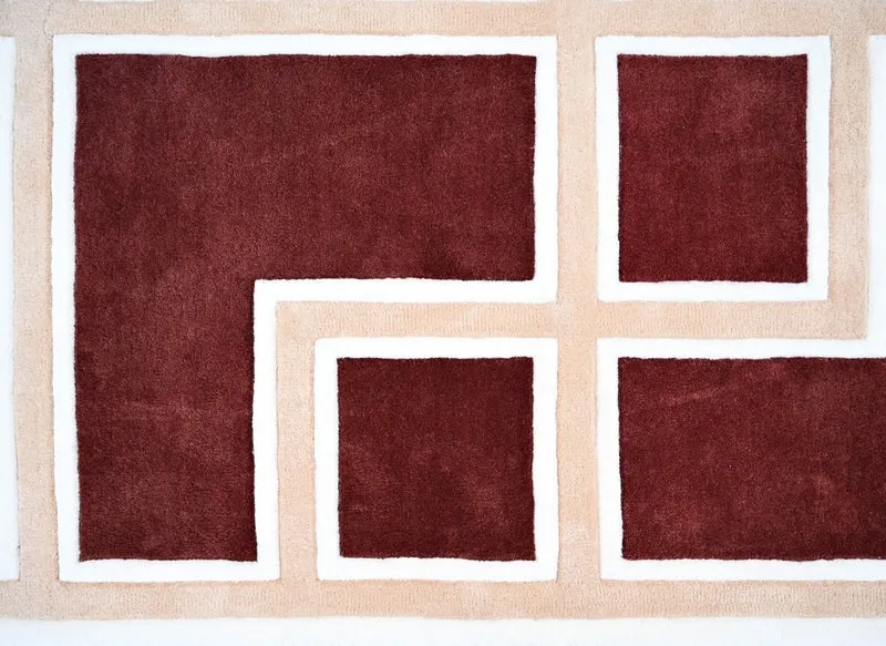 Casa Padrino Luxus Teppich mit Mäander Muster Bordeauxrot / Creme 300 x 400 cm