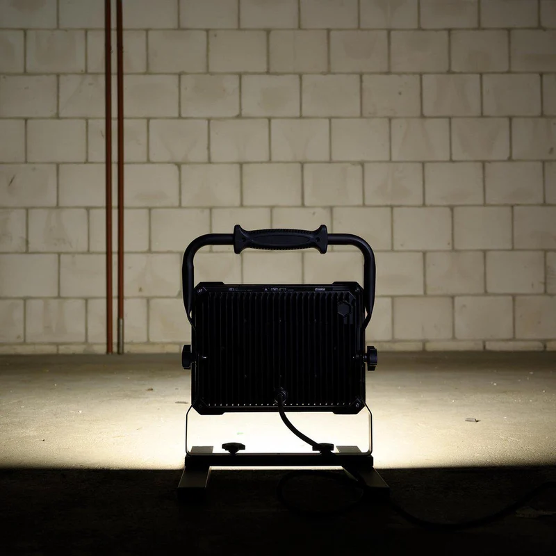 LED-Arbeitsstrahler IP65 150W 5m Zuleitung IK08 - LED's Work