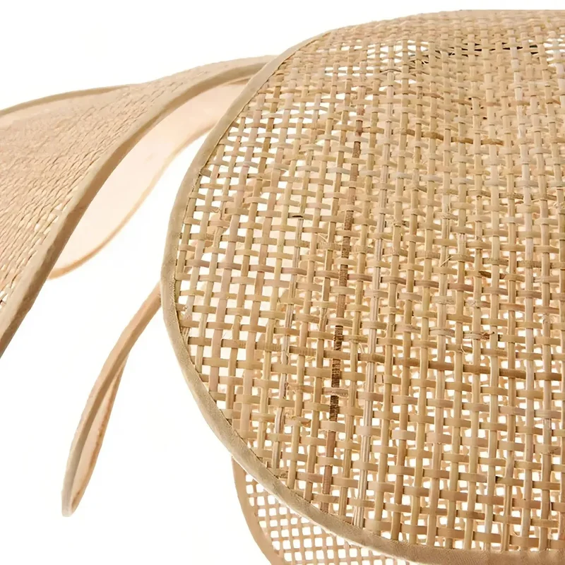 Skandinavische Rattan Pendelleuchte in Blumenform für Esszimmer