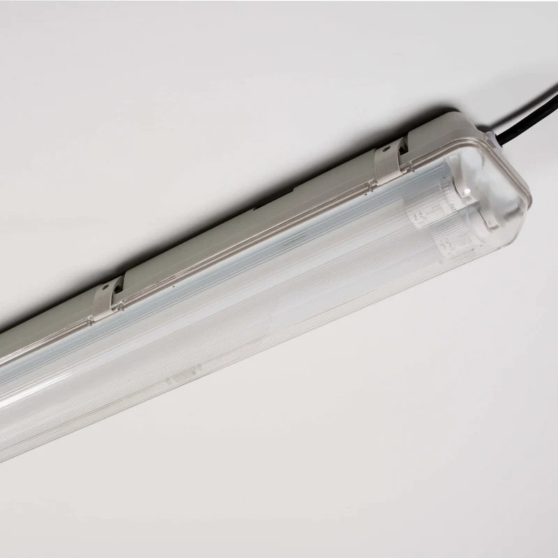Feuchtraumleuchte mit HF-Bewegungsmelder und LED-Röhren 120 cm 2x 14W neutralweiß IP65 - LED's Light