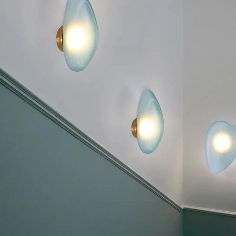 Moderne Wandleuchte aus Glas mit Kieseln für schickes Ambiente – Glowena