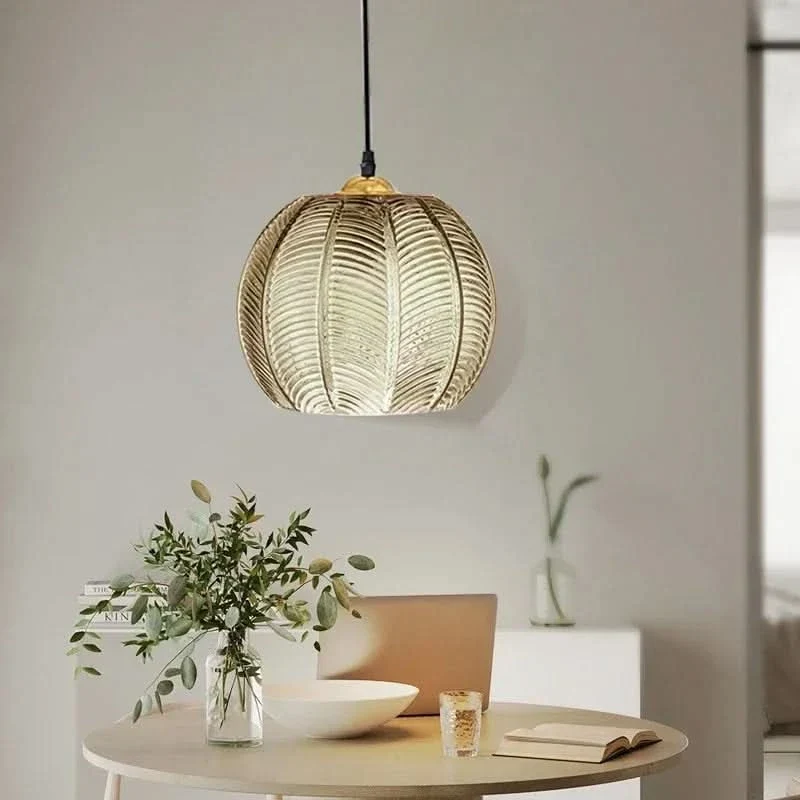 Elegante botanische Design-Hängeleuchte für moderne Innenräume – Feuillu