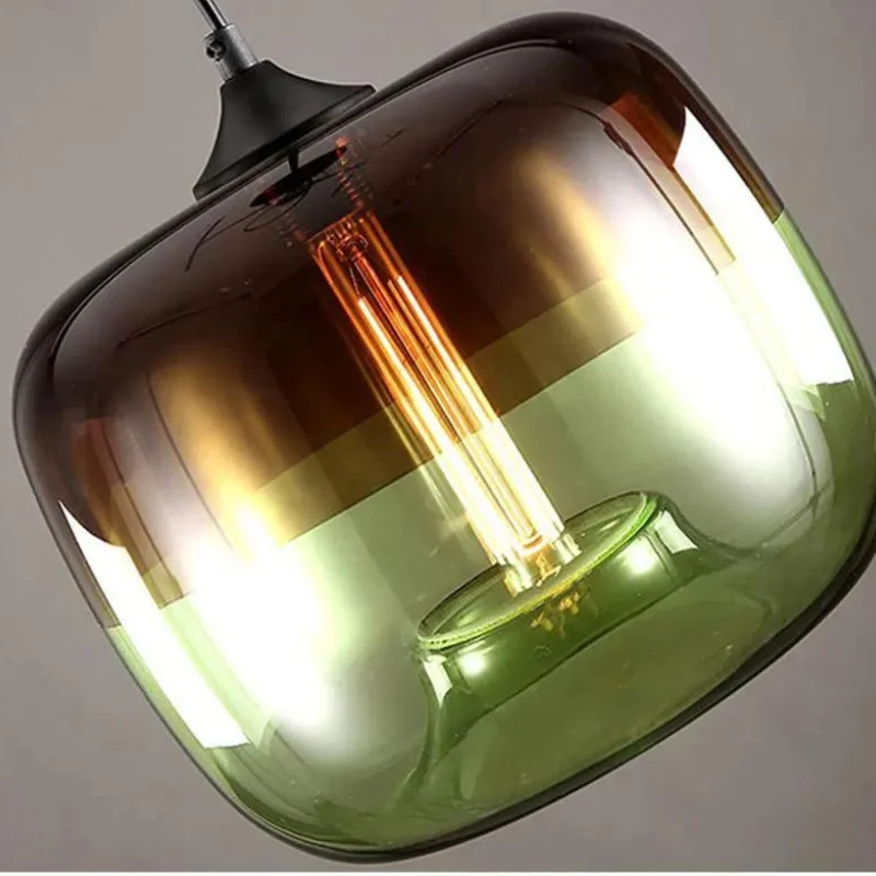 Raffinierte Design-Hängeleuchte mit warmer Atmosphäre – Dôme