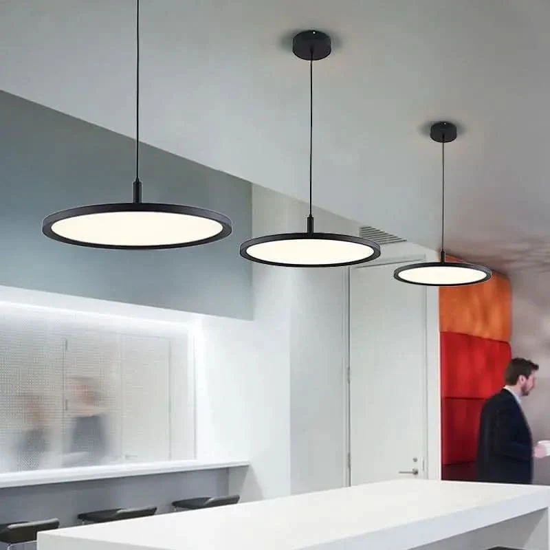 Moderne verstellbare Hängeleuchte – Langlebige Eleganz für Innenräume – Auréa